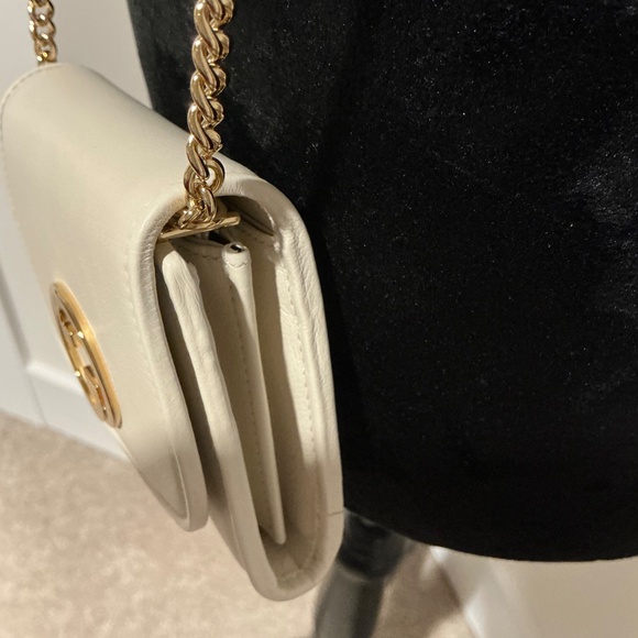 Gucci Blondie GG Wallet On Chain Crossbody Bag - Ivory - Picture 7 of 14